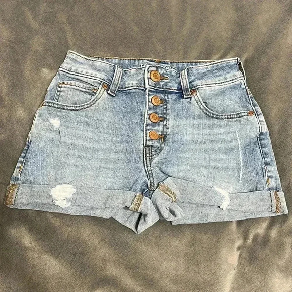 💛 Maurice’s High Rise Jean Shorts - Picture 1 of 6